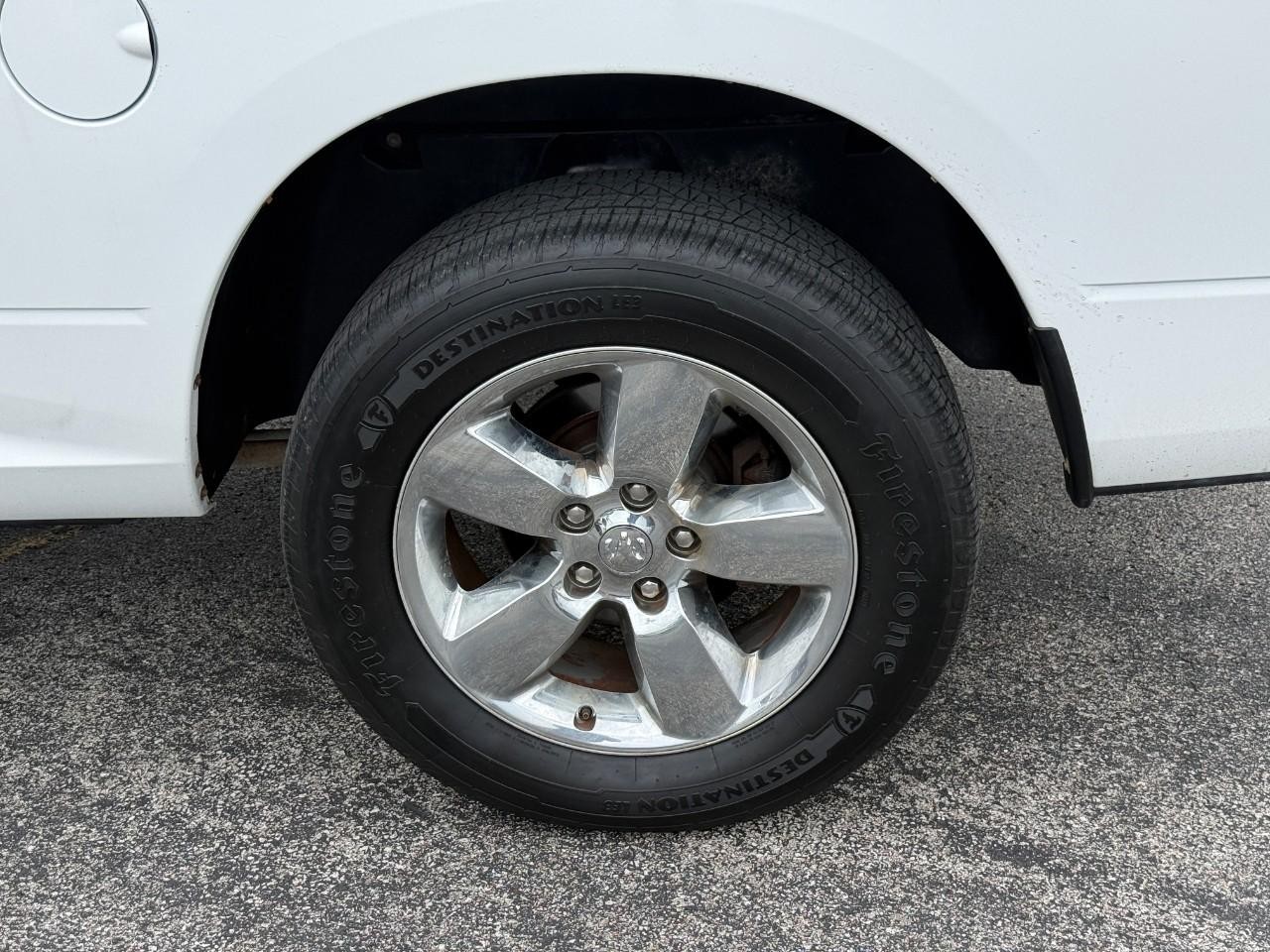 Ram 1500 Vehicle Full-screen Gallery Image 06