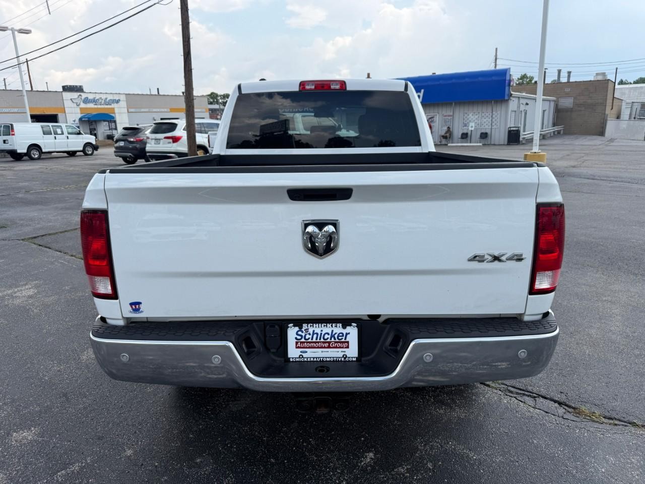 Ram 1500 Classic Vehicle Full-screen Gallery Image 08