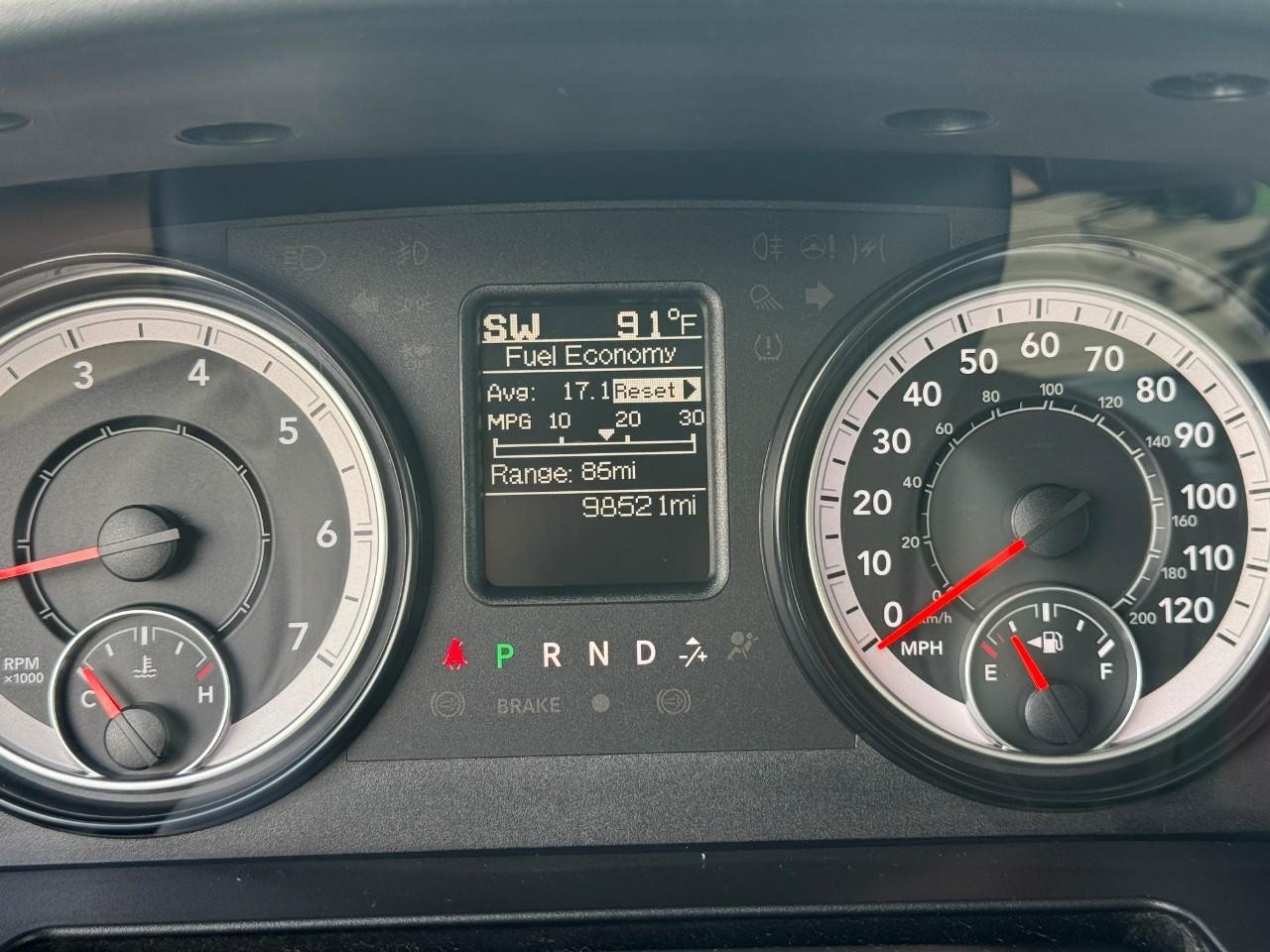 Ram 1500 Classic Vehicle Full-screen Gallery Image 20