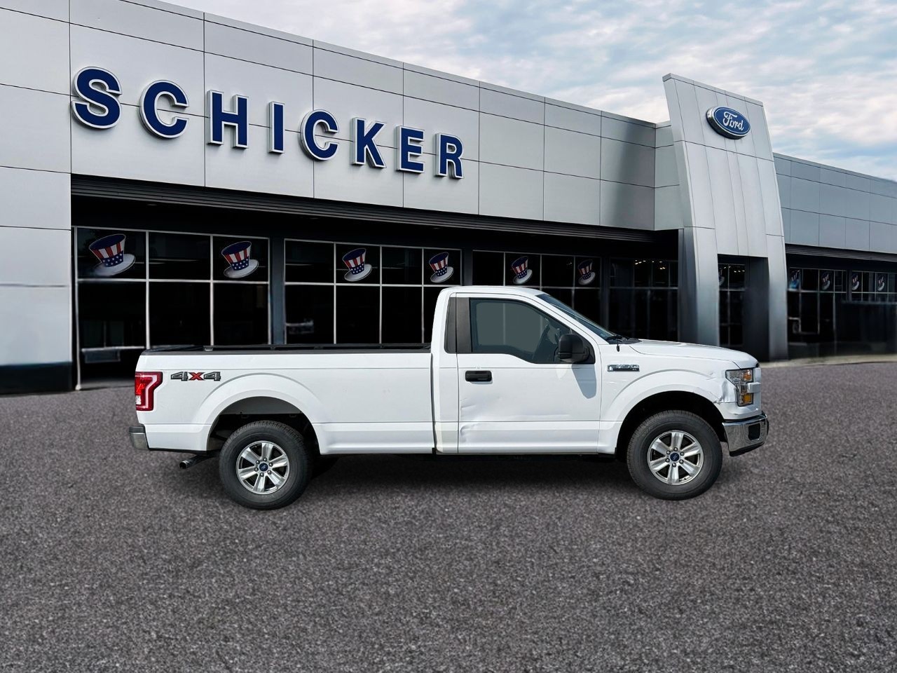 Ford F-150 Vehicle Full-screen Gallery Image 02