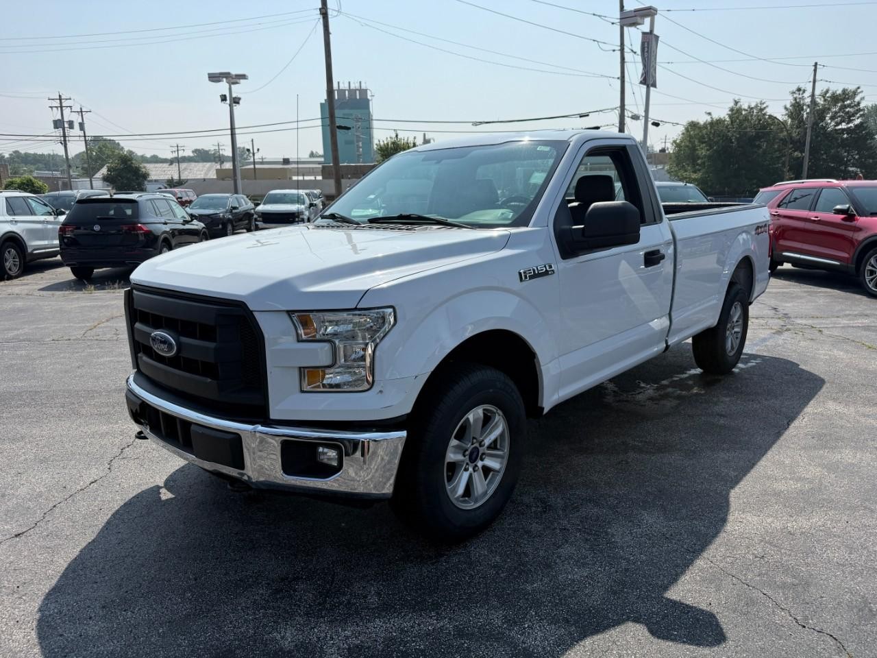 Ford F-150 Vehicle Full-screen Gallery Image 05