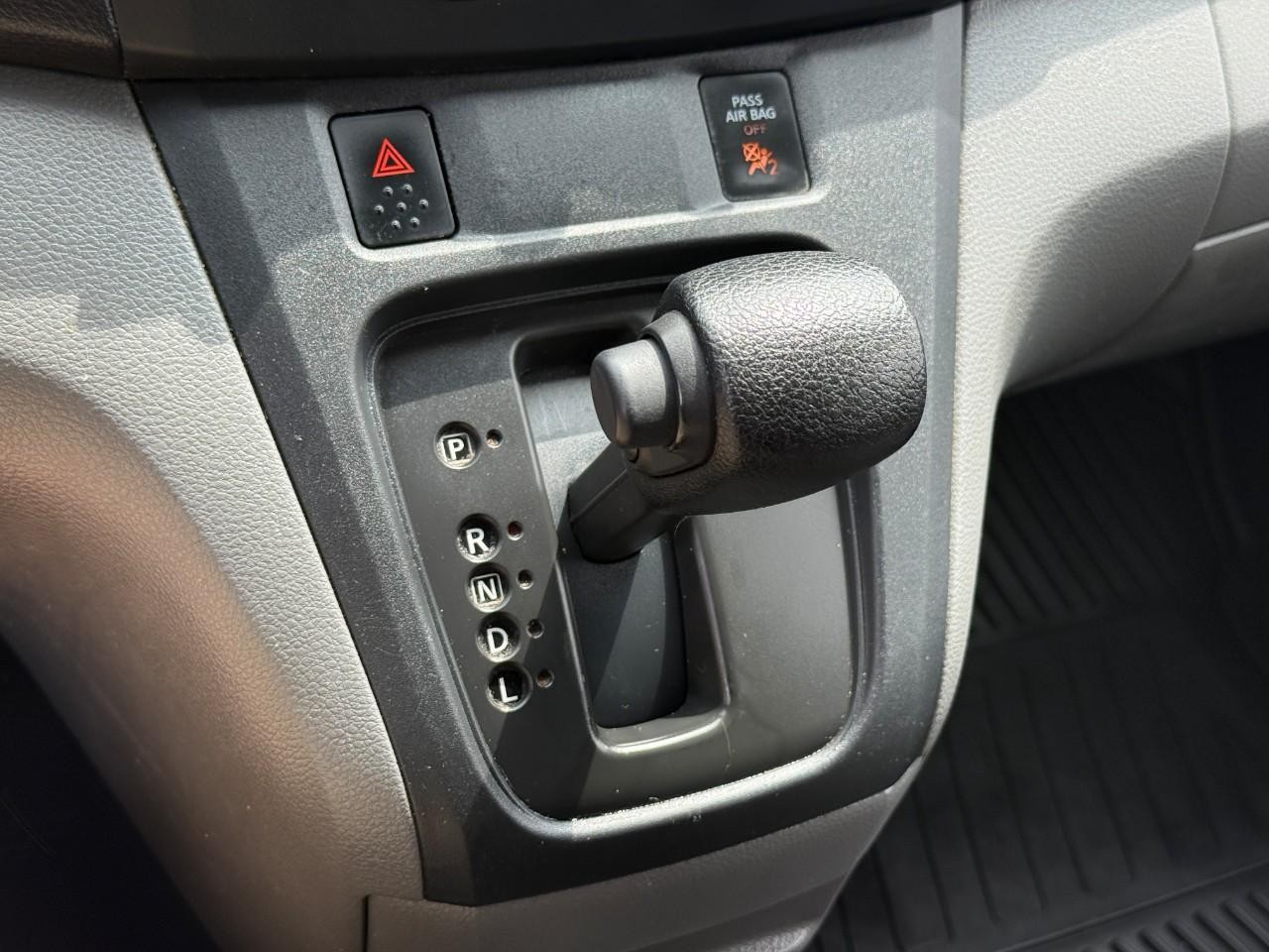 Nissan NV200 Compact Cargo Vehicle Full-screen Gallery Image 17