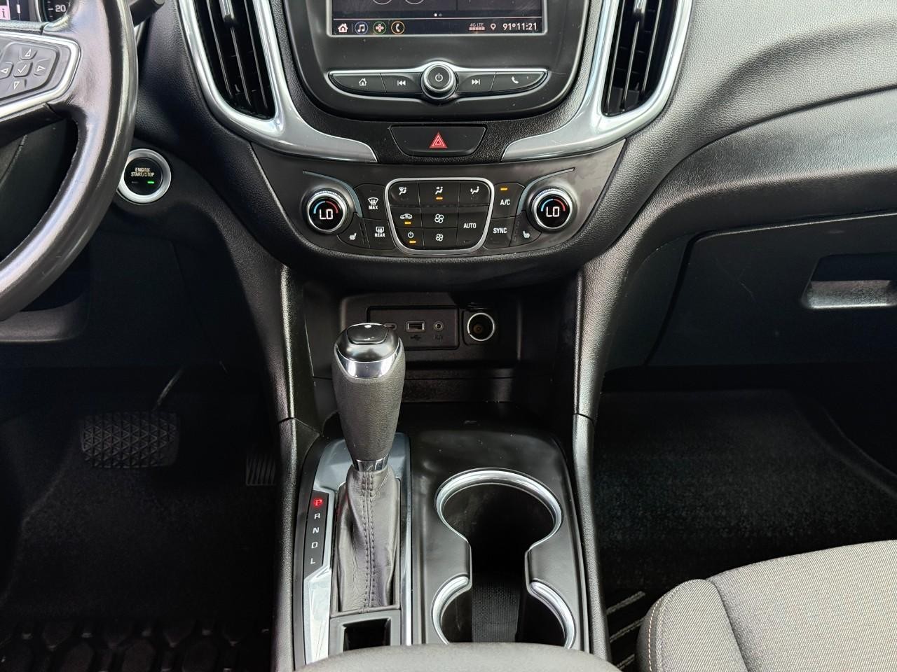 Chevrolet Equinox Vehicle Full-screen Gallery Image 14