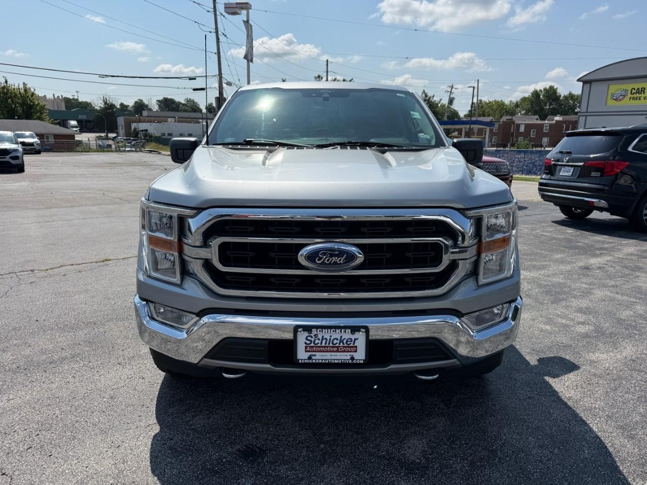 Ford F-150 Vehicle Full-screen Gallery Image 09