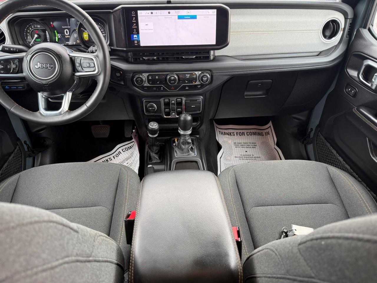 Jeep Wrangler 4xe Vehicle Full-screen Gallery Image 11