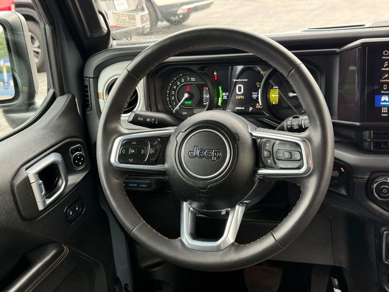 Jeep Wrangler 4xe Vehicle Full-screen Gallery Image 12