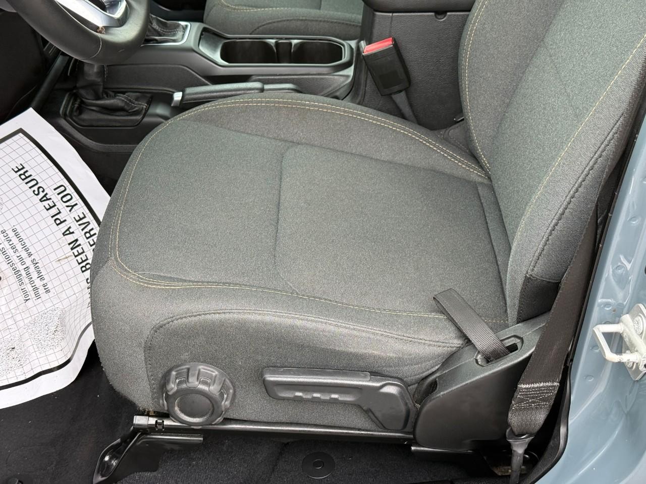 Jeep Wrangler 4xe Vehicle Full-screen Gallery Image 16