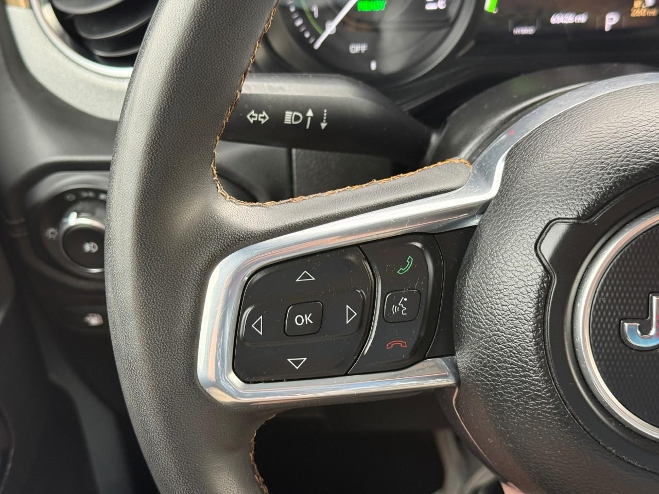 Jeep Wrangler 4xe Vehicle Full-screen Gallery Image 20
