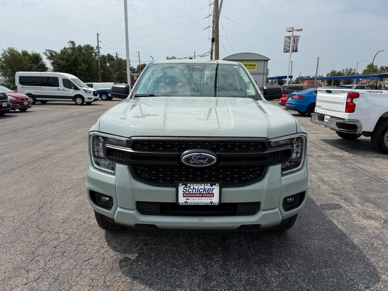 Ford Ranger Vehicle Full-screen Gallery Image 09