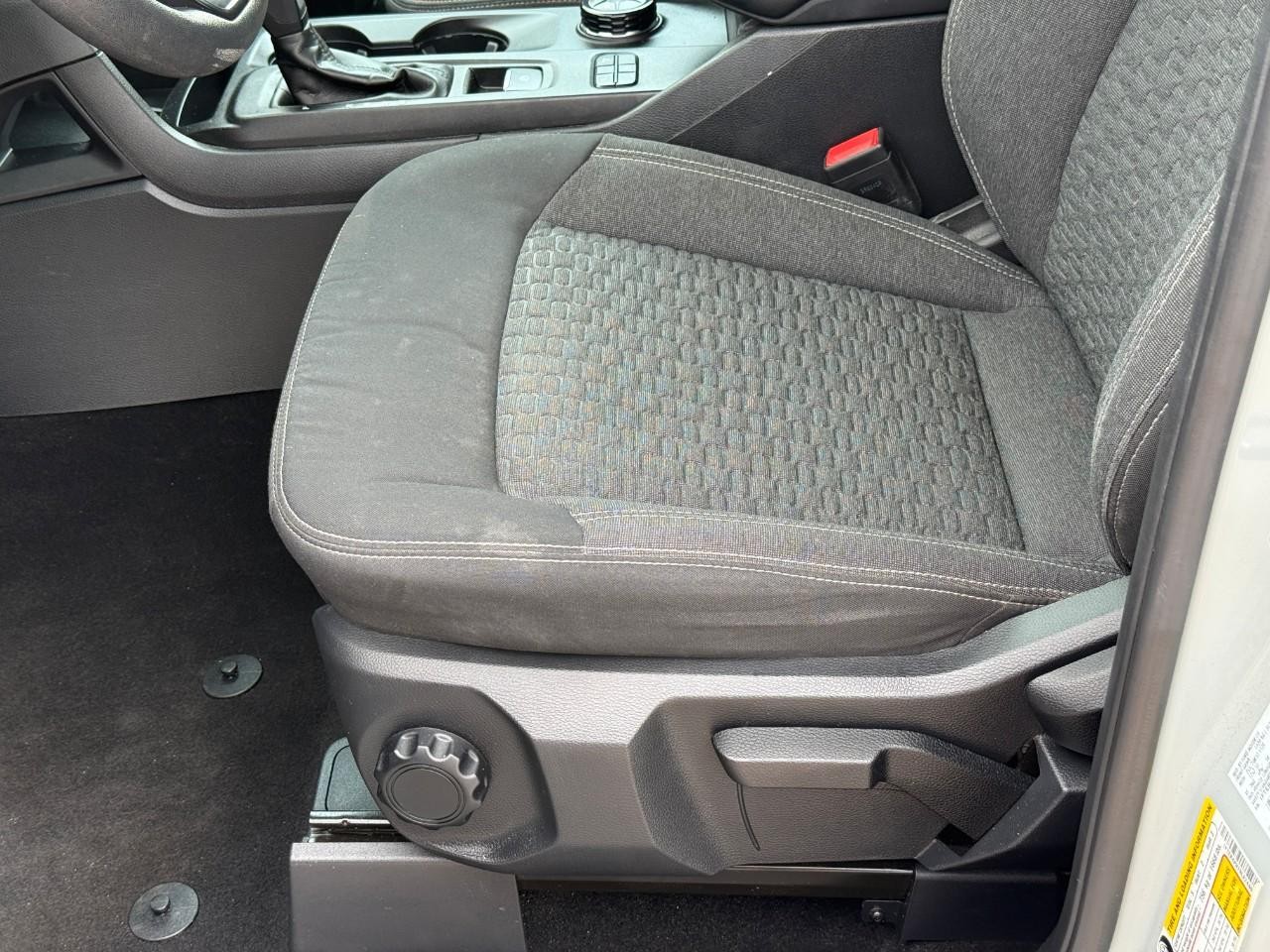 Ford Ranger Vehicle Full-screen Gallery Image 17