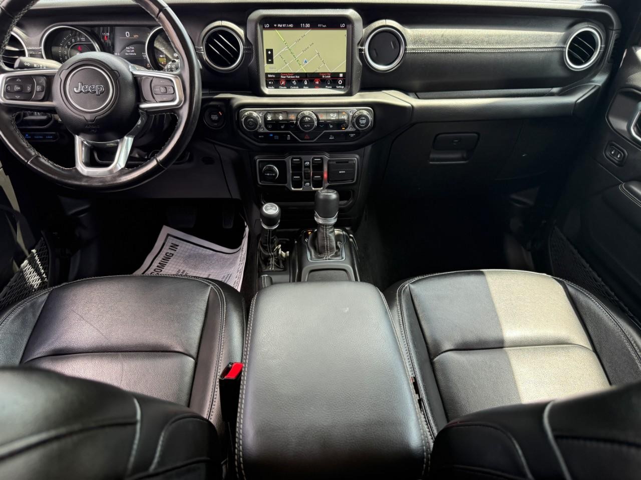 Jeep Wrangler 4xe Vehicle Full-screen Gallery Image 11