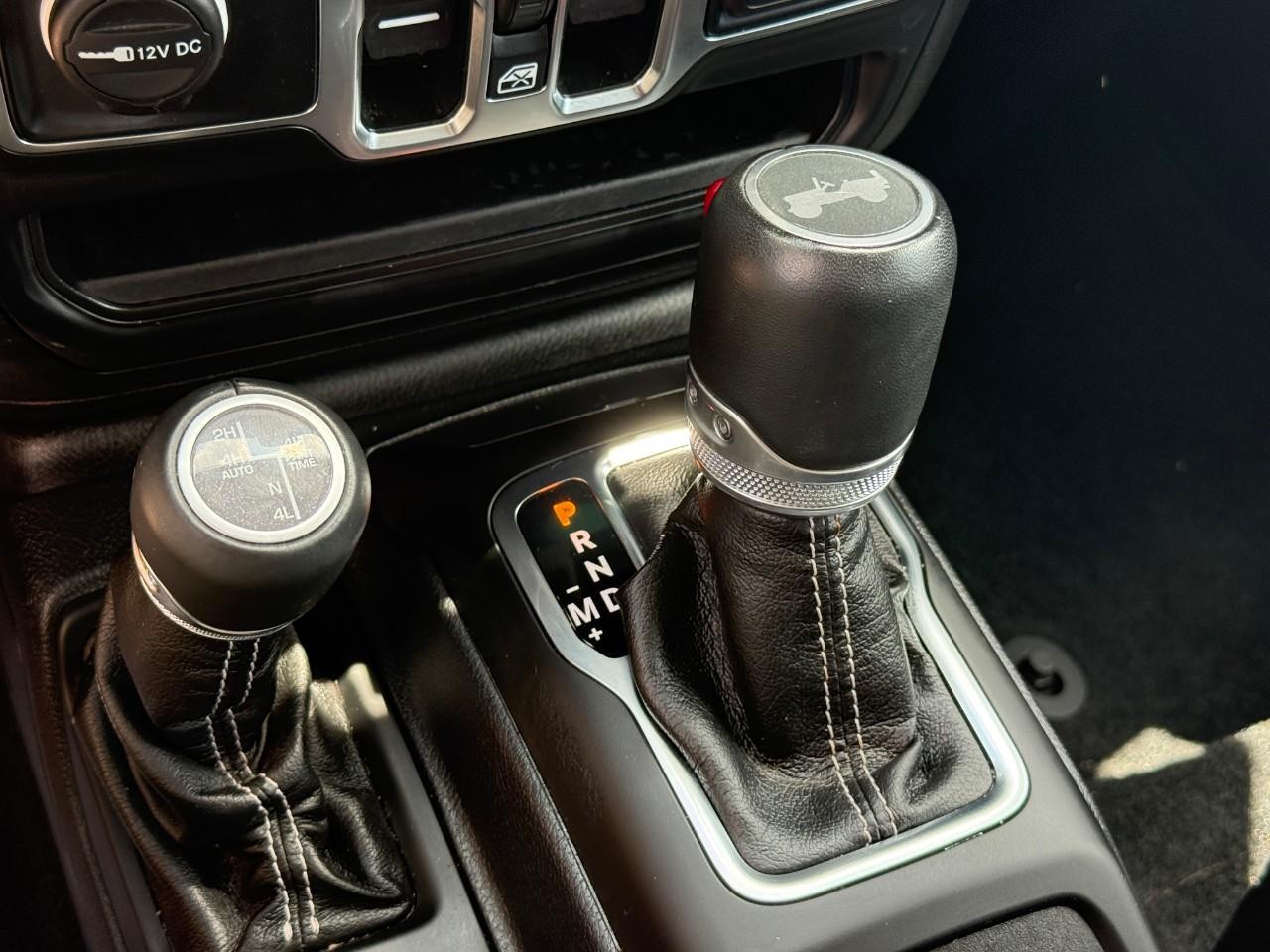 Jeep Wrangler 4xe Vehicle Full-screen Gallery Image 21