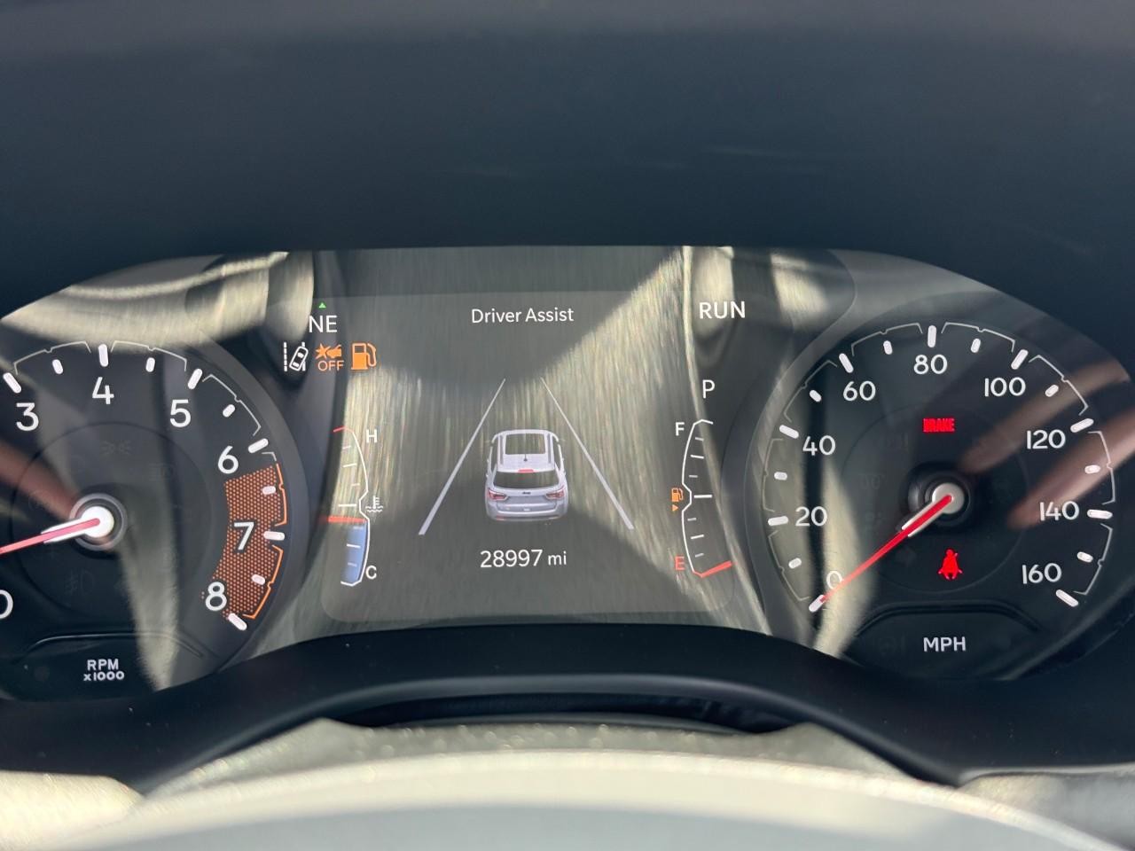 Jeep Compass Vehicle Full-screen Gallery Image 20