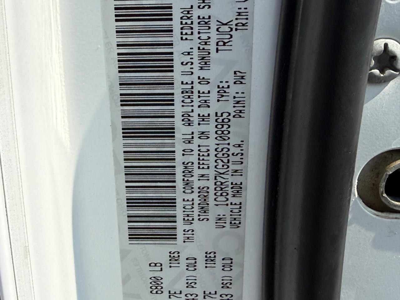 Ram 1500 Vehicle Full-screen Gallery Image 20