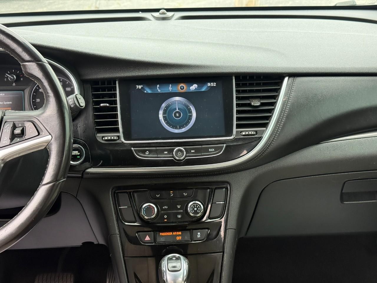 Buick Encore Vehicle Full-screen Gallery Image 13