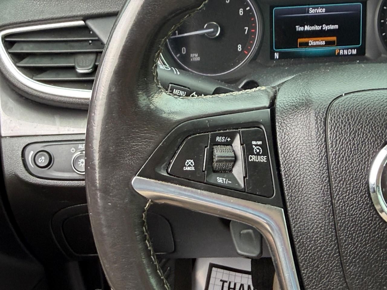 Buick Encore Vehicle Full-screen Gallery Image 18