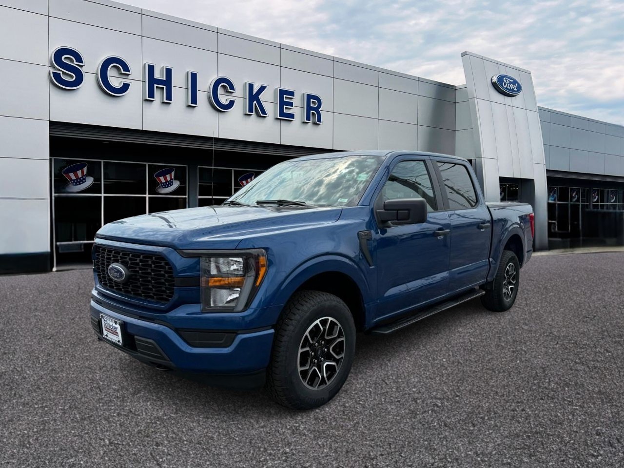 Ford F-150 Vehicle Full-screen Gallery Image 04