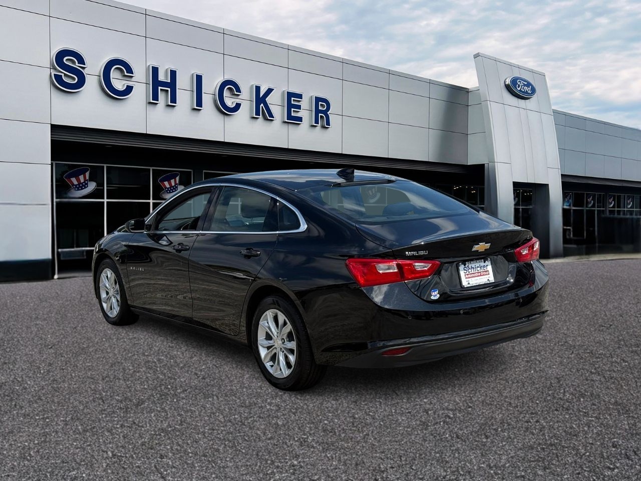 Chevrolet Malibu Vehicle Full-screen Gallery Image 03
