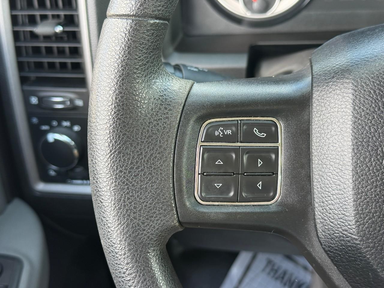 Ram 1500 Classic Vehicle Full-screen Gallery Image 14