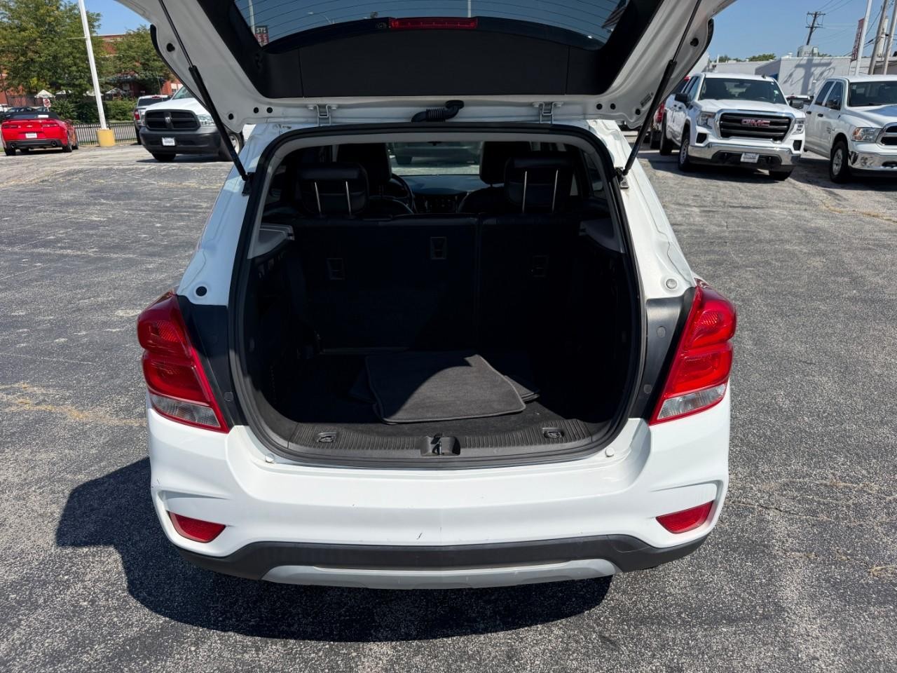 Chevrolet Trax Vehicle Full-screen Gallery Image 08