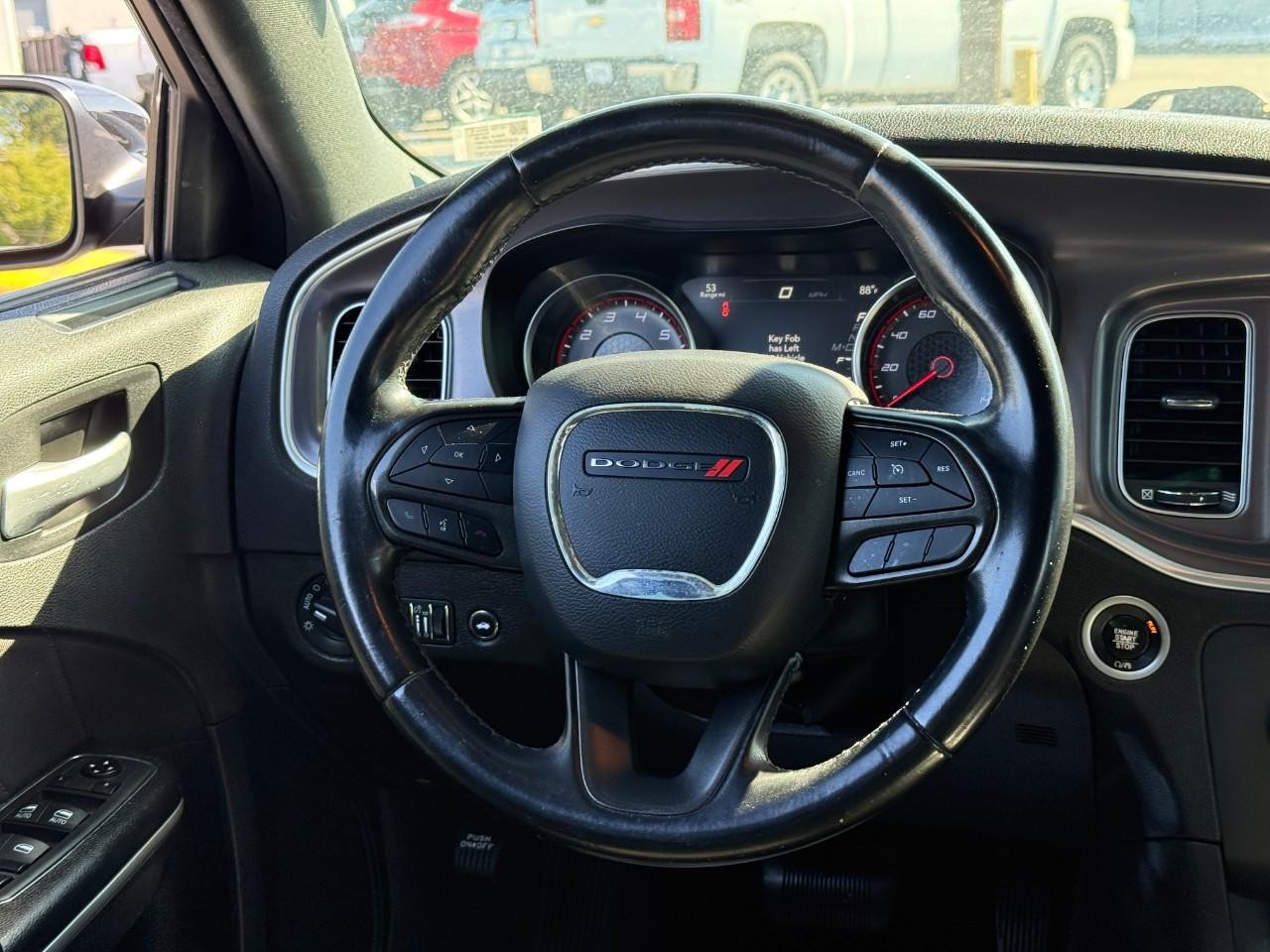 Dodge Charger Vehicle Full-screen Gallery Image 12