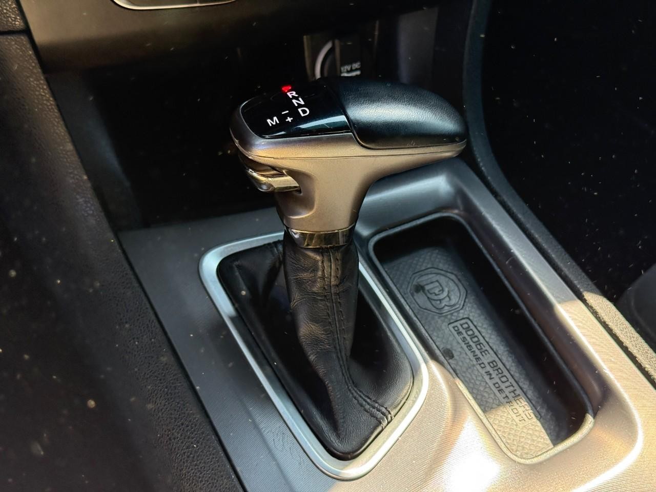 Dodge Charger Vehicle Full-screen Gallery Image 21