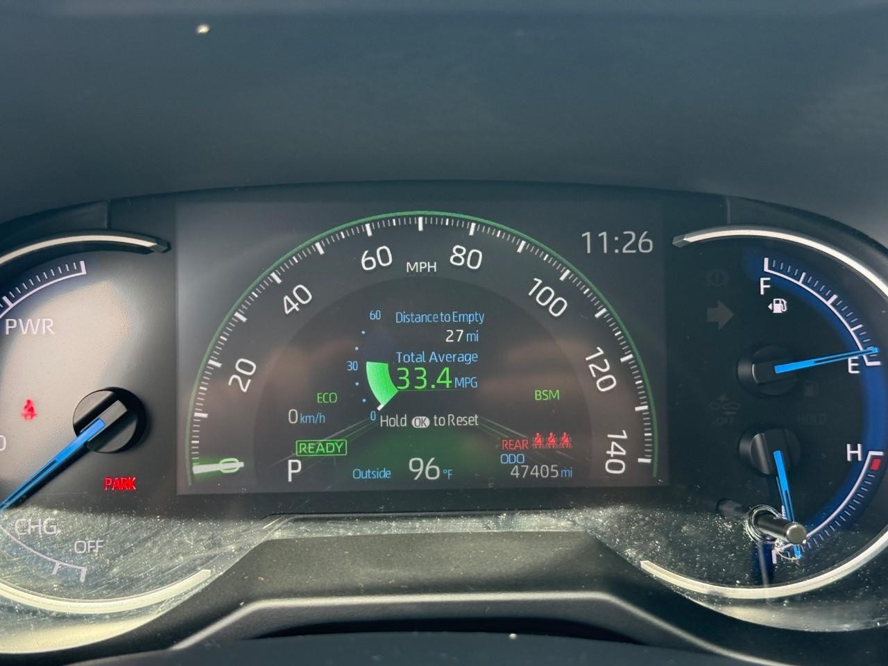 Toyota RAV4 Vehicle Full-screen Gallery Image 21