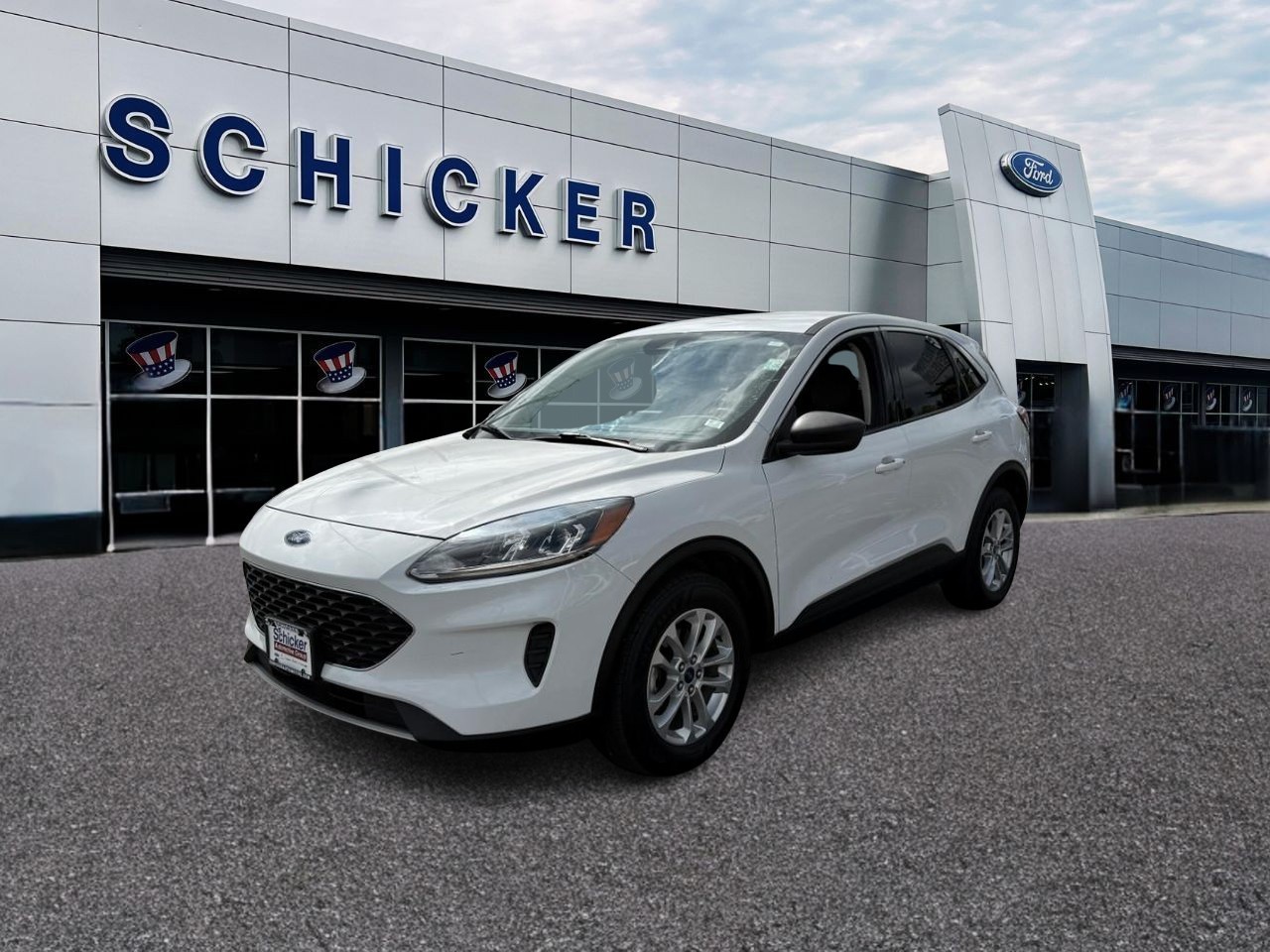 Ford Escape Vehicle Full-screen Gallery Image 04