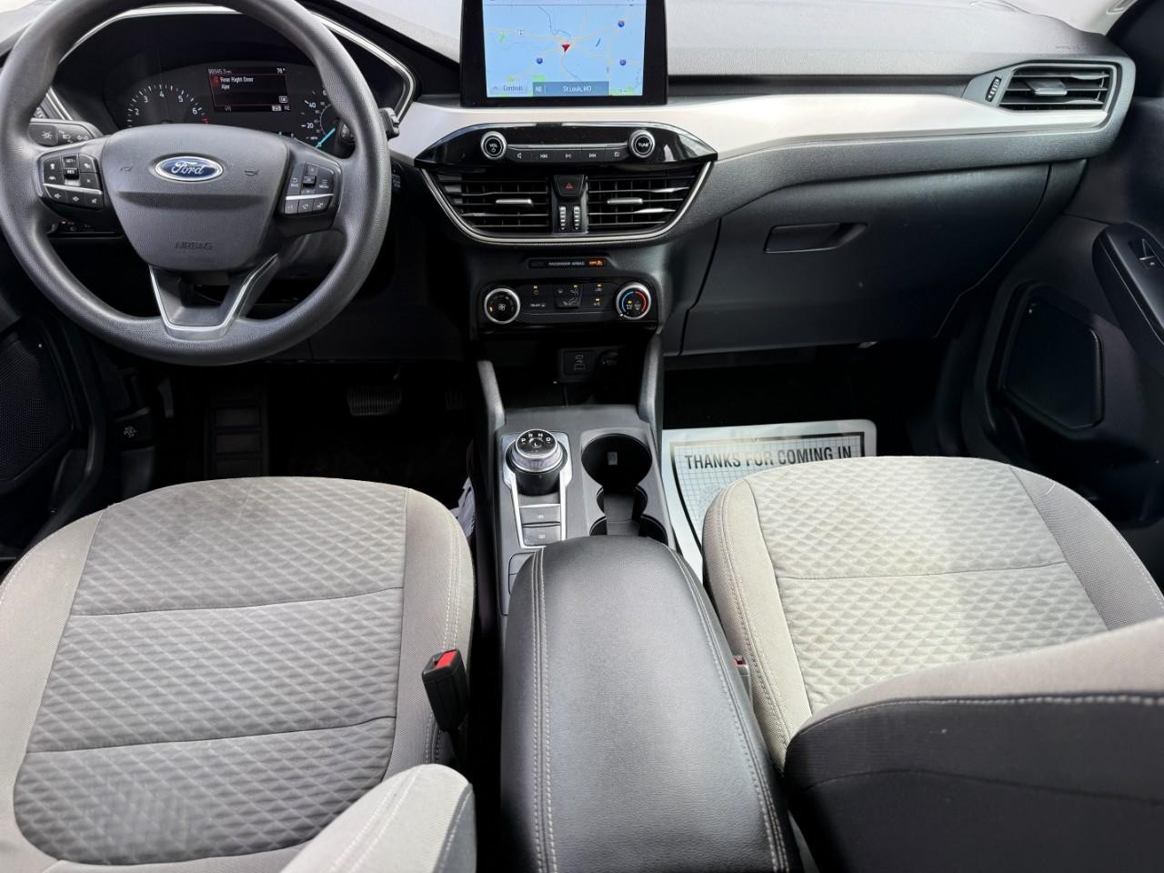 Ford Escape Vehicle Full-screen Gallery Image 11