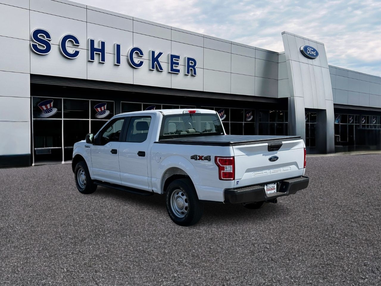 Ford F-150 Vehicle Full-screen Gallery Image 03