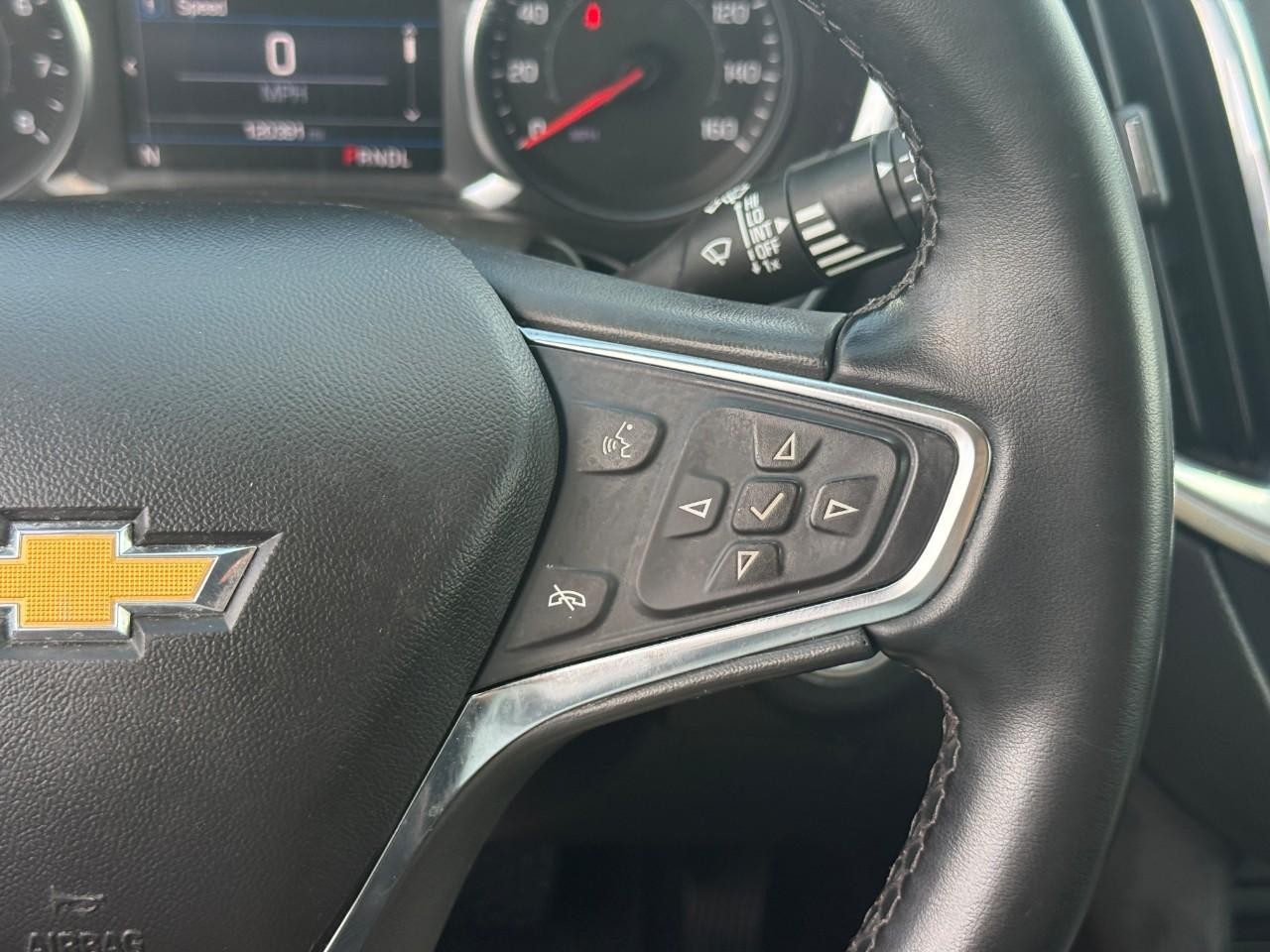 Chevrolet Equinox Vehicle Full-screen Gallery Image 21