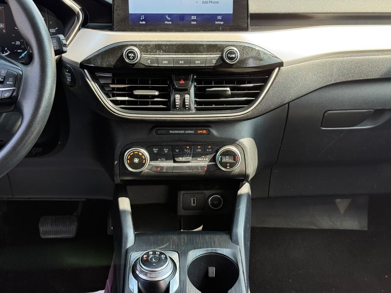 Ford Escape Vehicle Full-screen Gallery Image 14