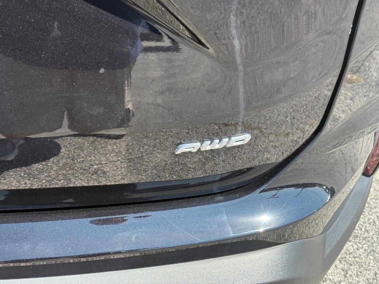 Ford Edge Vehicle Full-screen Gallery Image 07