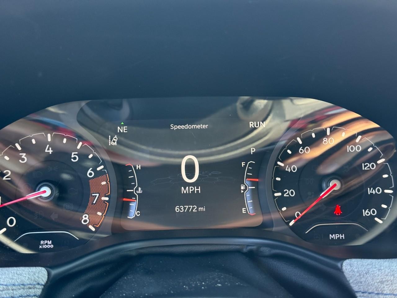 Jeep Compass Vehicle Full-screen Gallery Image 21