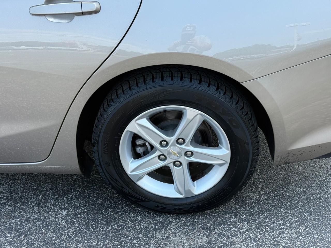 Chevrolet Malibu Vehicle Full-screen Gallery Image 06