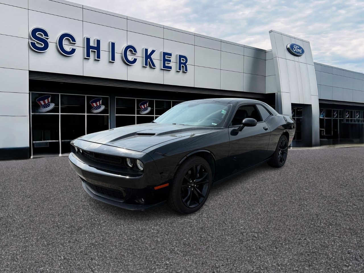Dodge Challenger Vehicle Full-screen Gallery Image 04