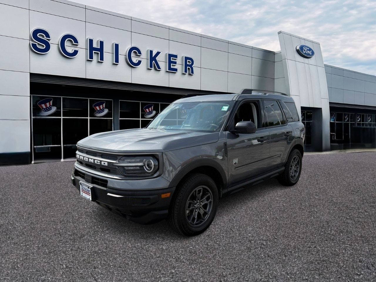 Ford Bronco Sport Vehicle Full-screen Gallery Image 04