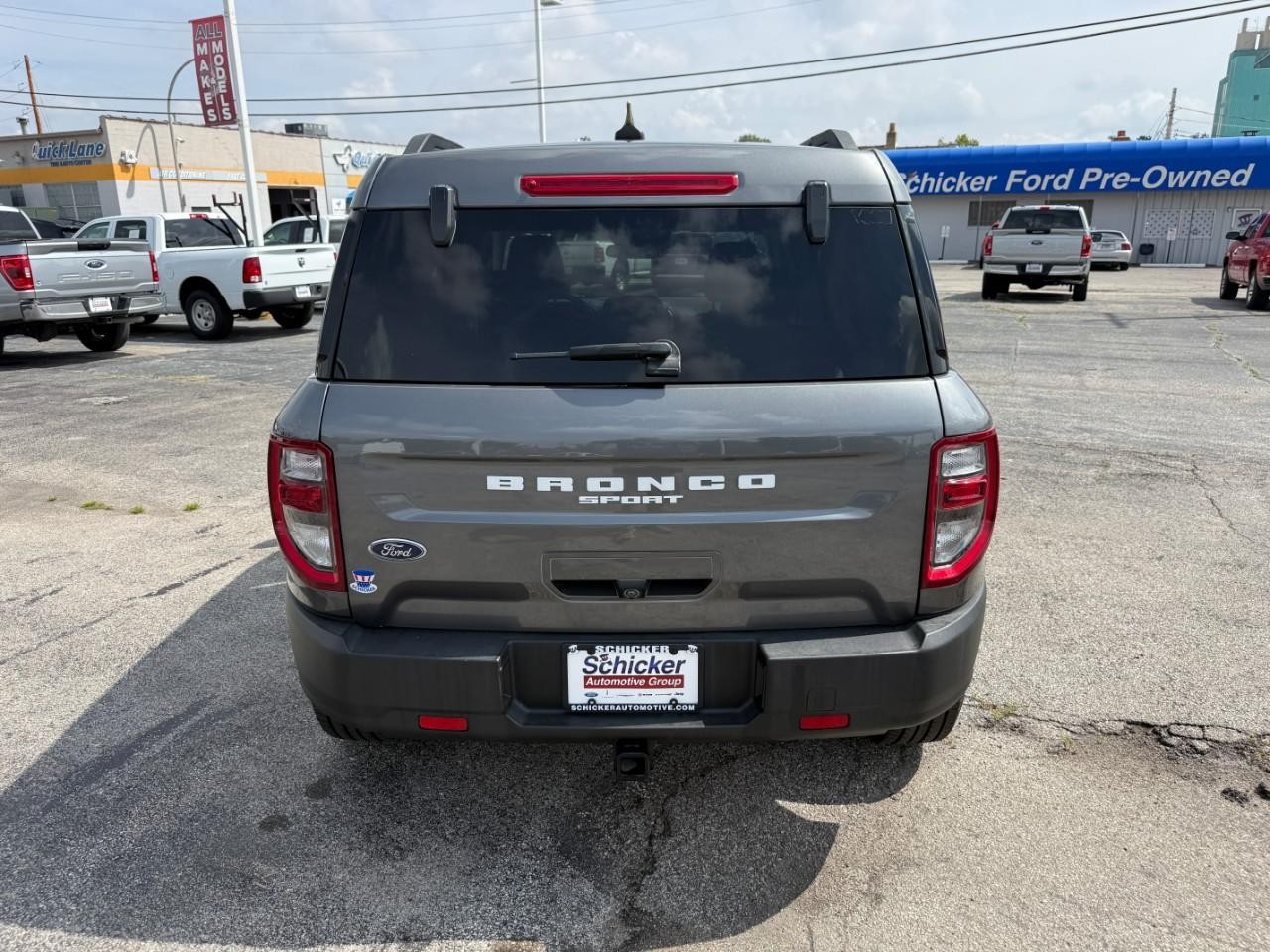 Ford Bronco Sport Vehicle Full-screen Gallery Image 08