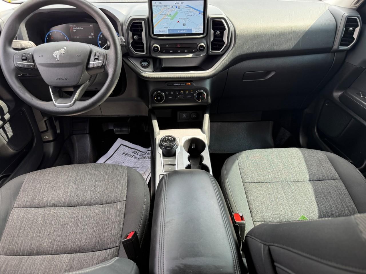 Ford Bronco Sport Vehicle Full-screen Gallery Image 11