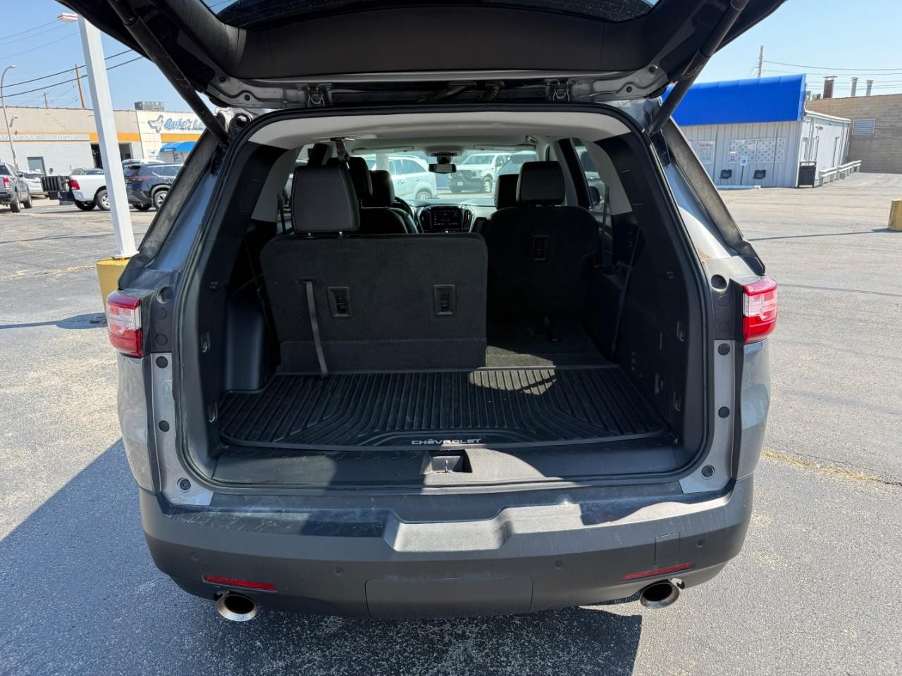 Chevrolet Traverse Vehicle Full-screen Gallery Image 08