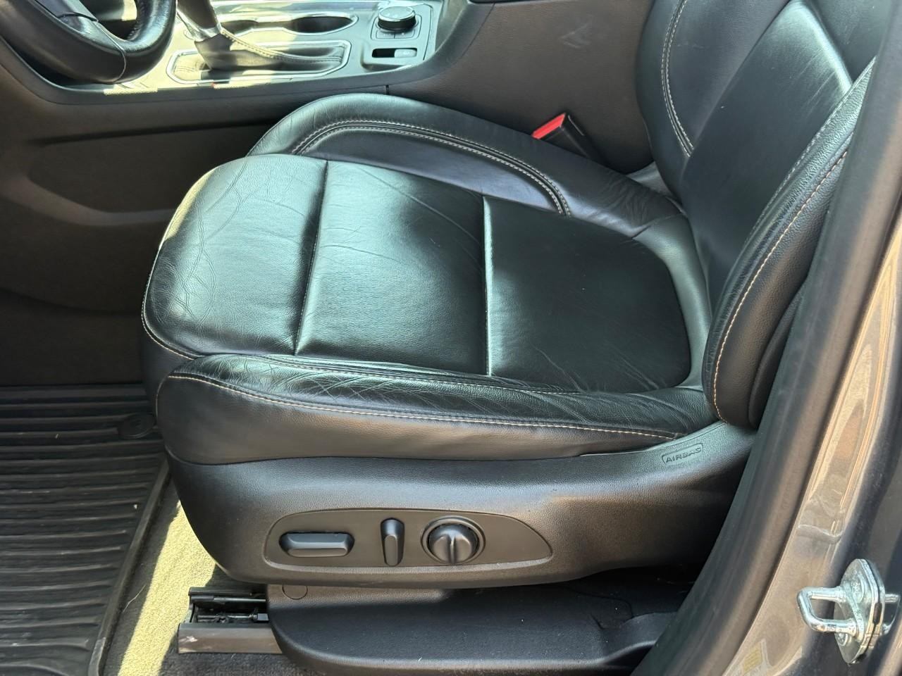 Chevrolet Traverse Vehicle Full-screen Gallery Image 17