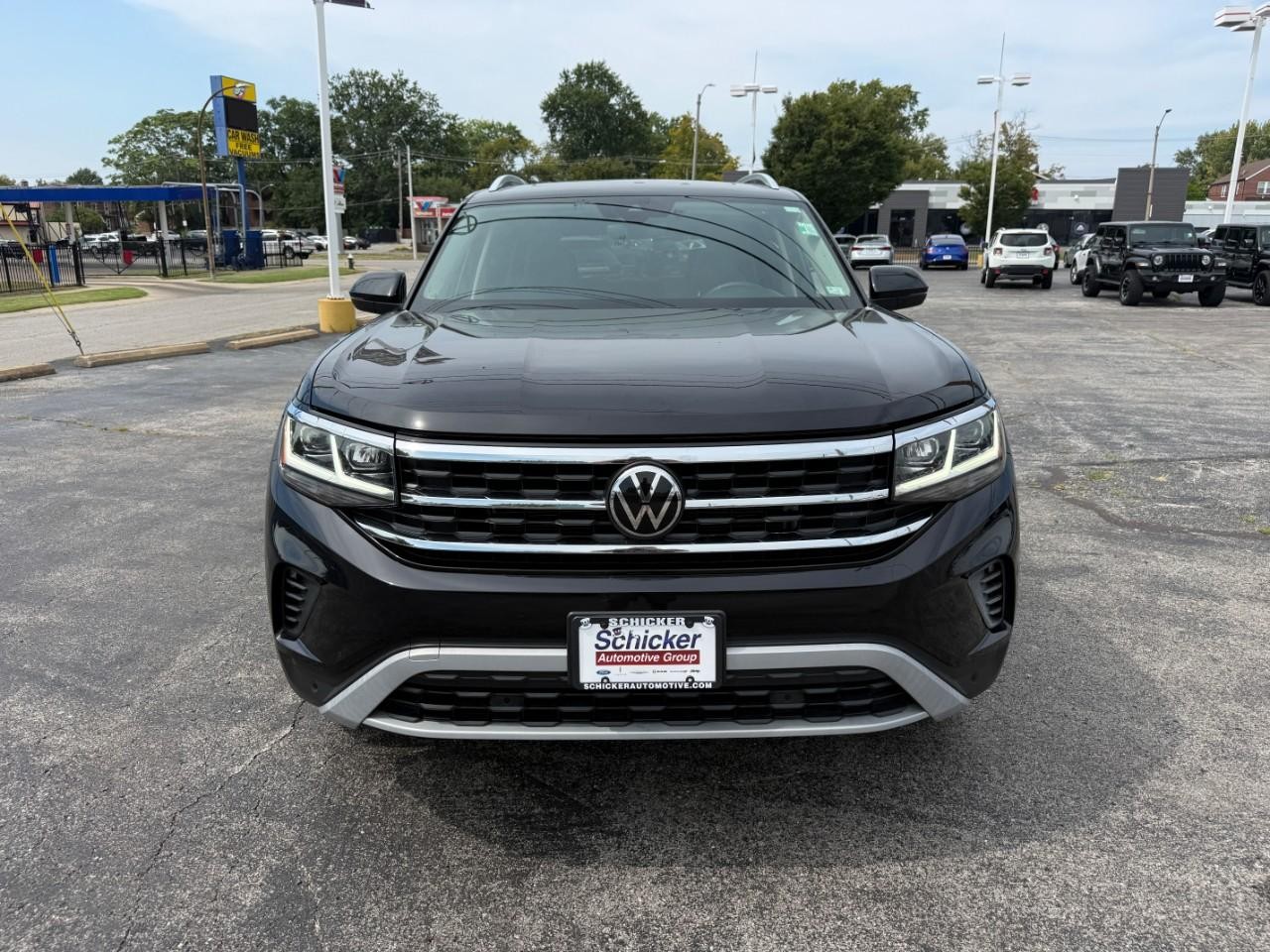 Volkswagen Atlas Vehicle Full-screen Gallery Image 09