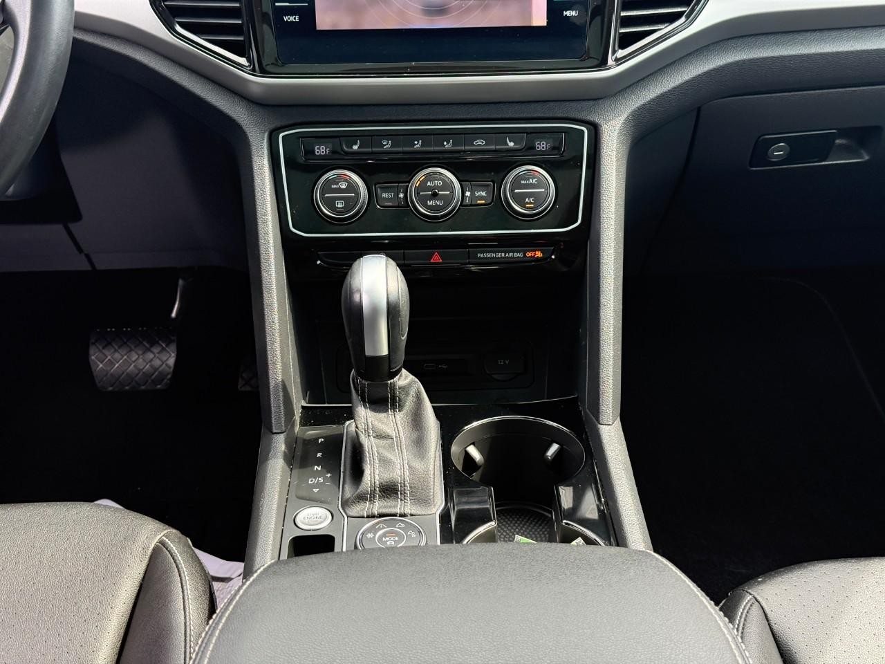 Volkswagen Atlas Vehicle Full-screen Gallery Image 15