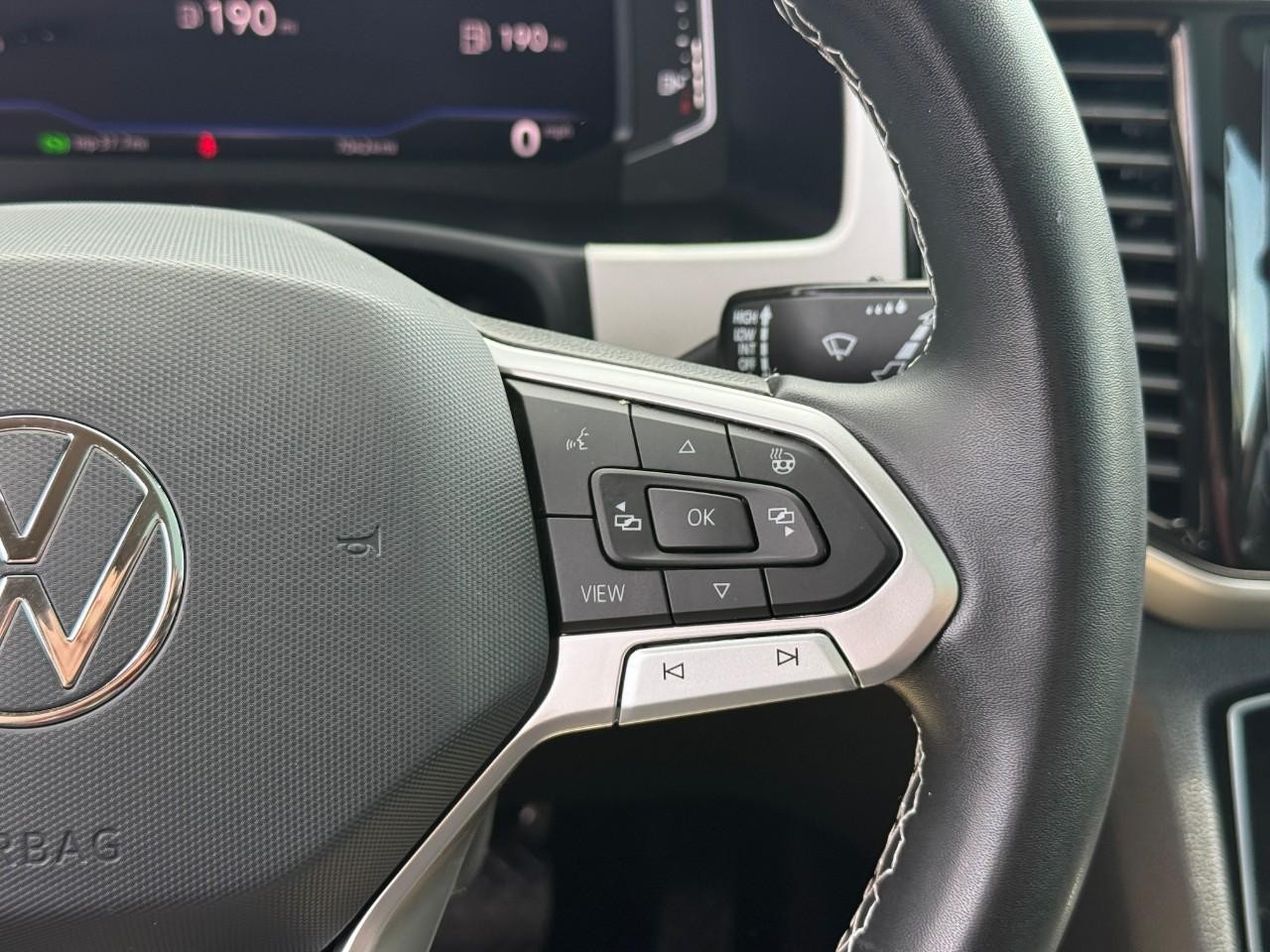 Volkswagen Atlas Vehicle Full-screen Gallery Image 21