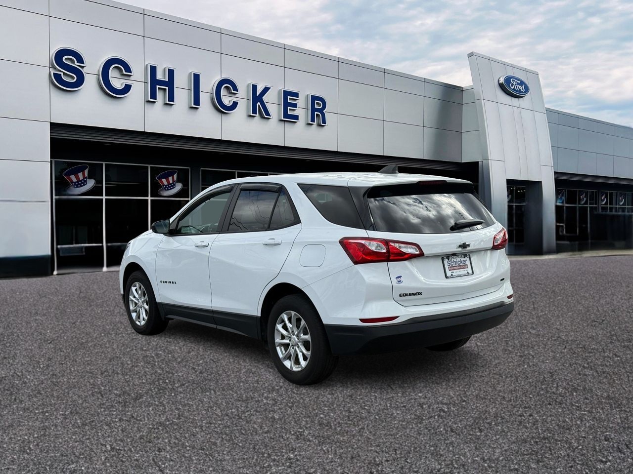 Chevrolet Equinox Vehicle Full-screen Gallery Image 03
