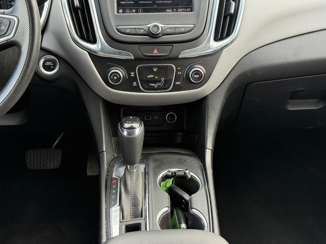 Chevrolet Equinox Vehicle Full-screen Gallery Image 15