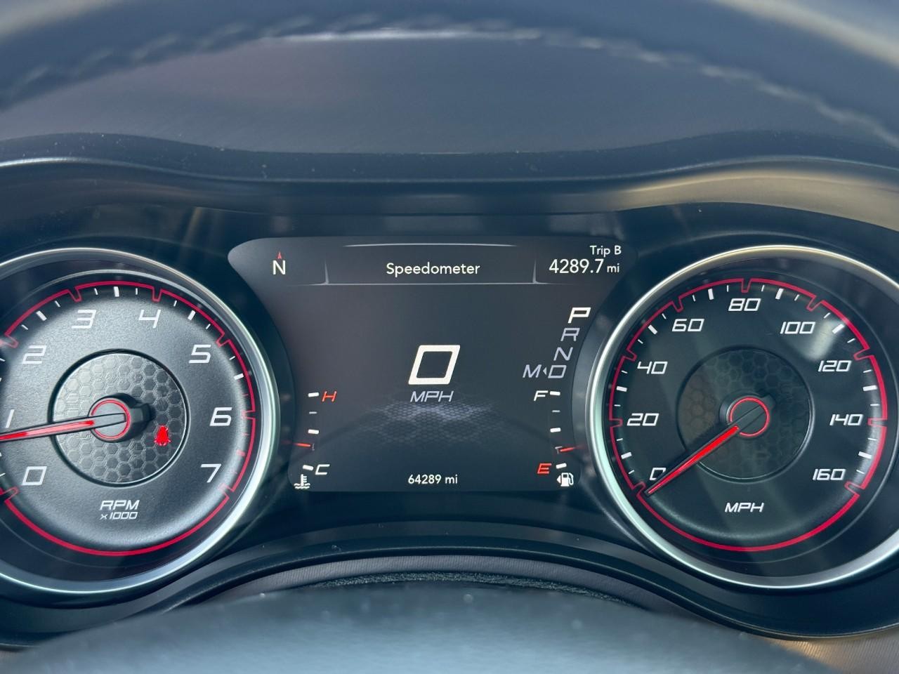 Dodge Charger Vehicle Full-screen Gallery Image 21