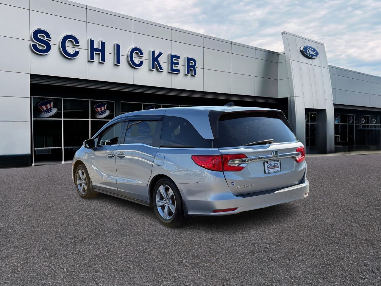 Honda Odyssey Vehicle Full-screen Gallery Image 03