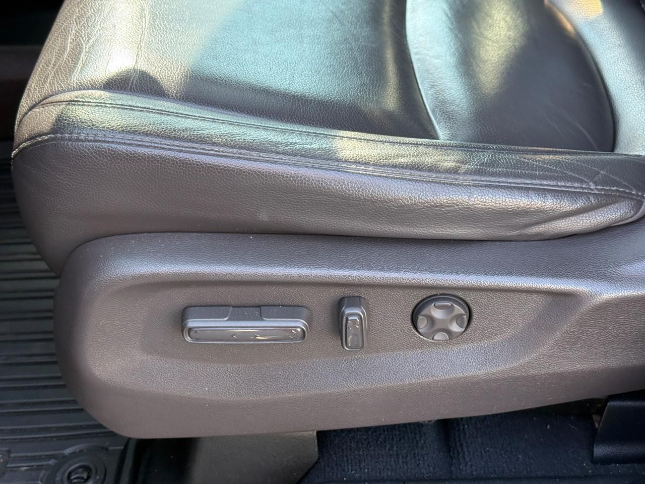 Honda Odyssey Vehicle Full-screen Gallery Image 21