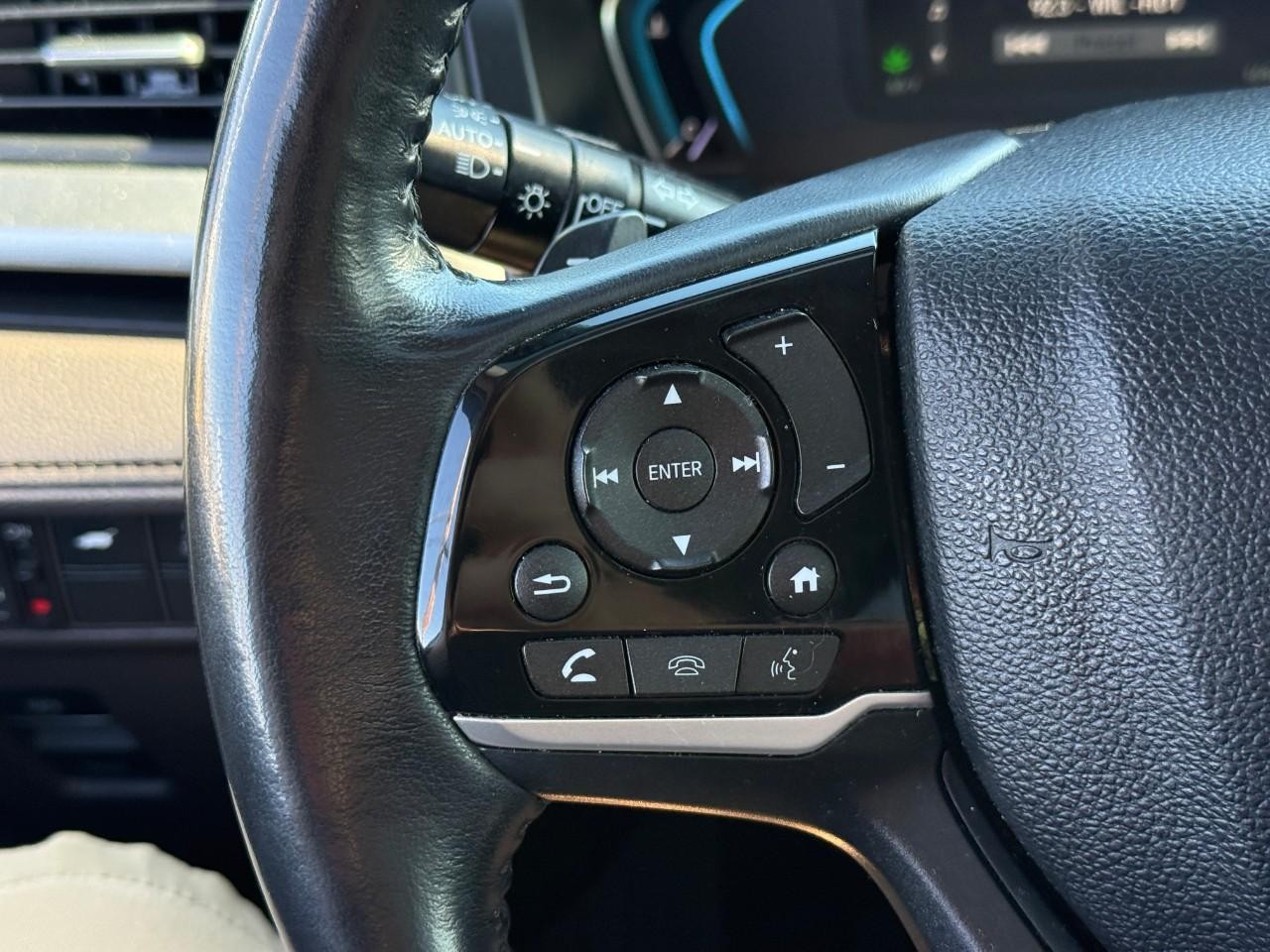Honda Odyssey Vehicle Full-screen Gallery Image 24